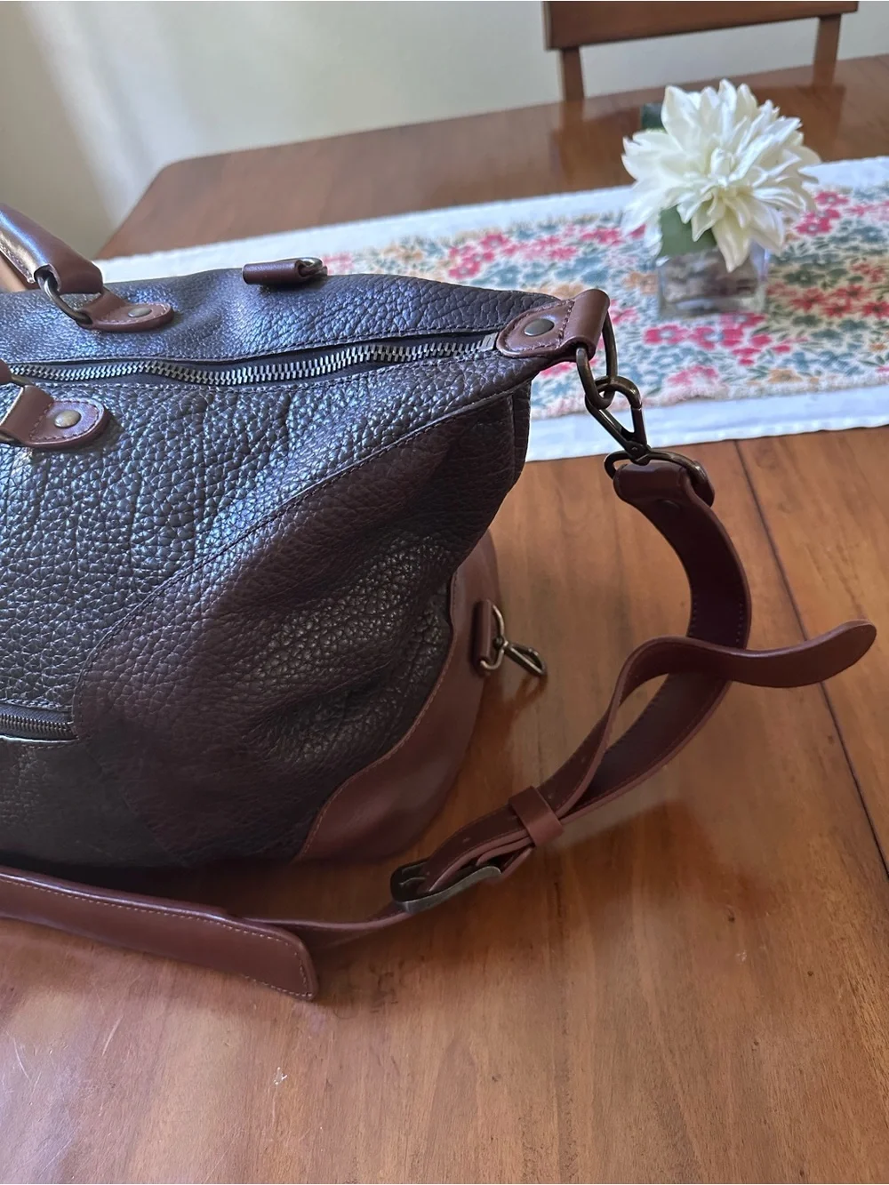 Hevias Heritage Pebble Leather Duffel